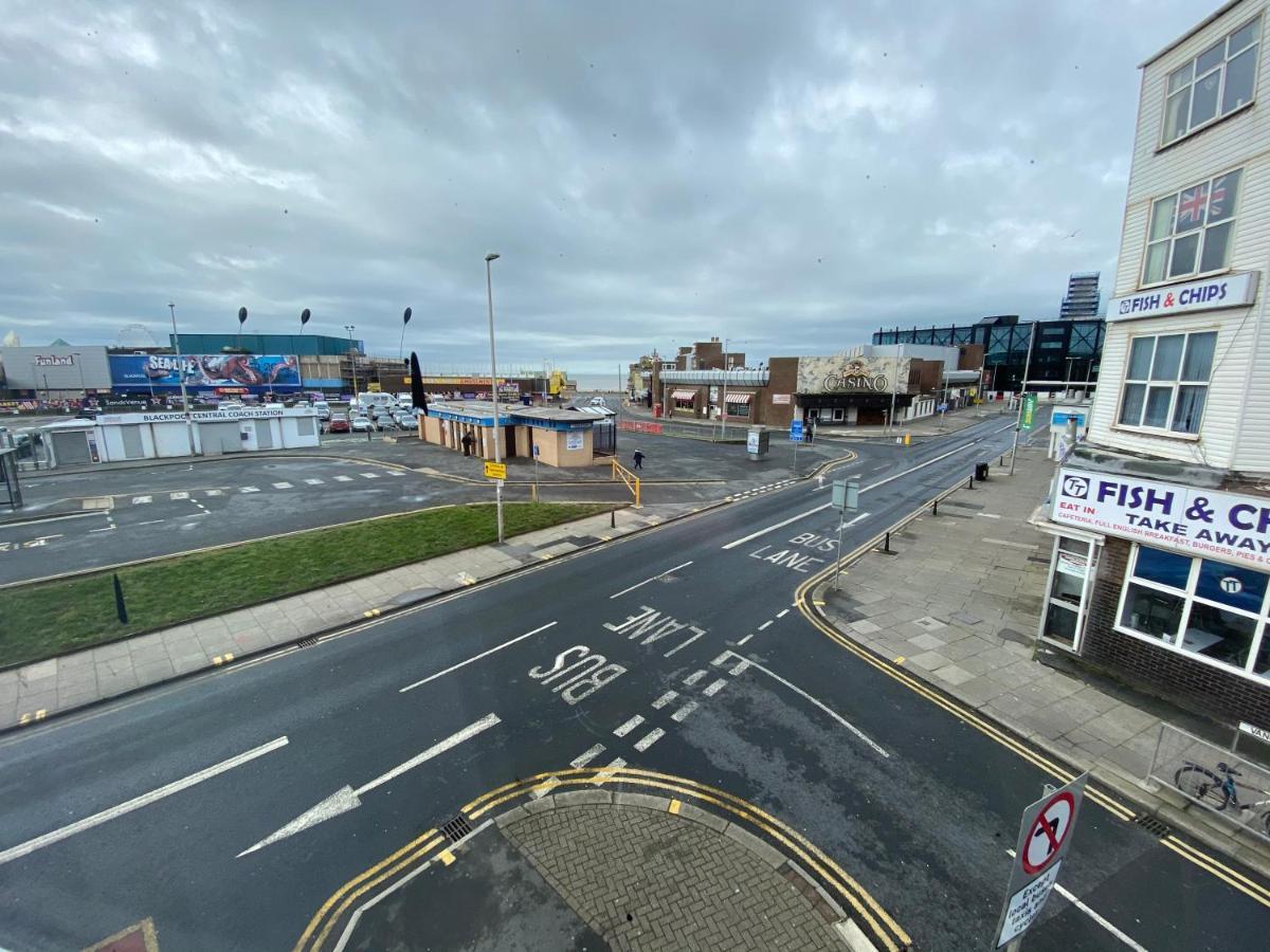 The Honley Hotel Blackpool Exterior photo