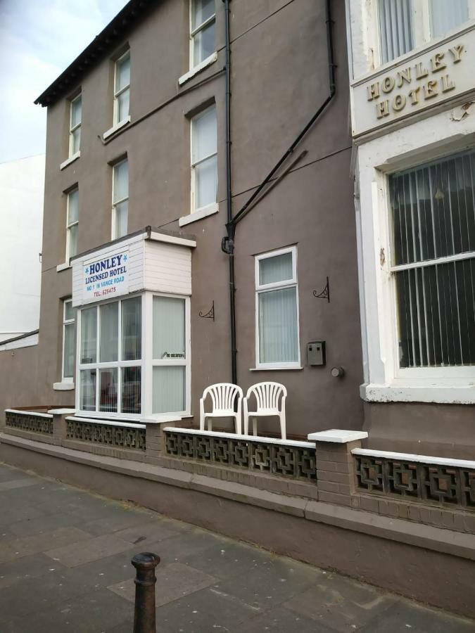 The Honley Hotel Blackpool Exterior photo